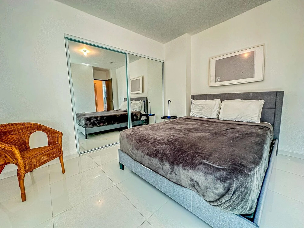Arecibo Hotel 2102