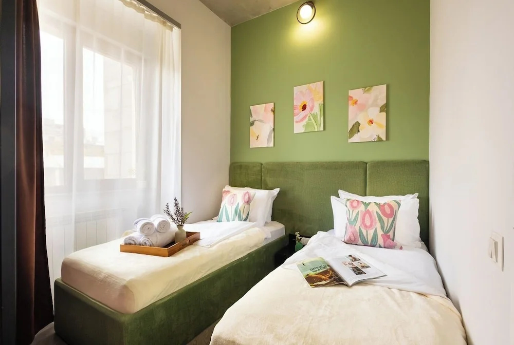 Stay Inn на ул. Амиряна, 26/4