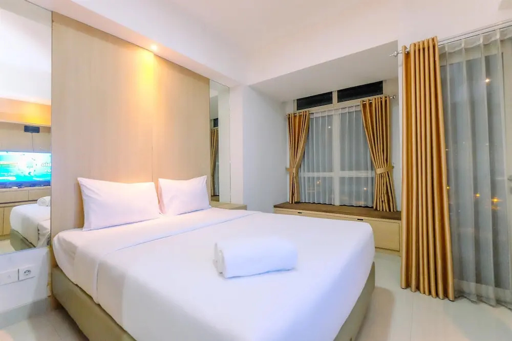 Best Deal And Cozy Studio Oasis Cikarang Apartment