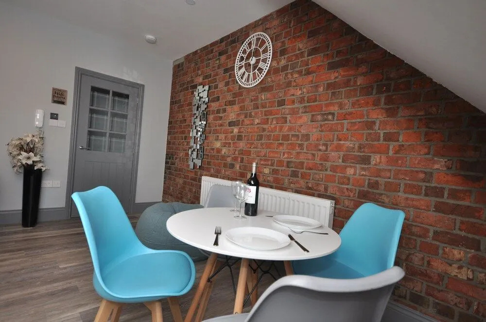 Bentinck Apartments