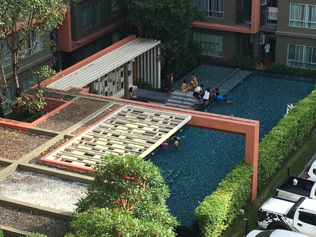 Modern studio condo at Kathu