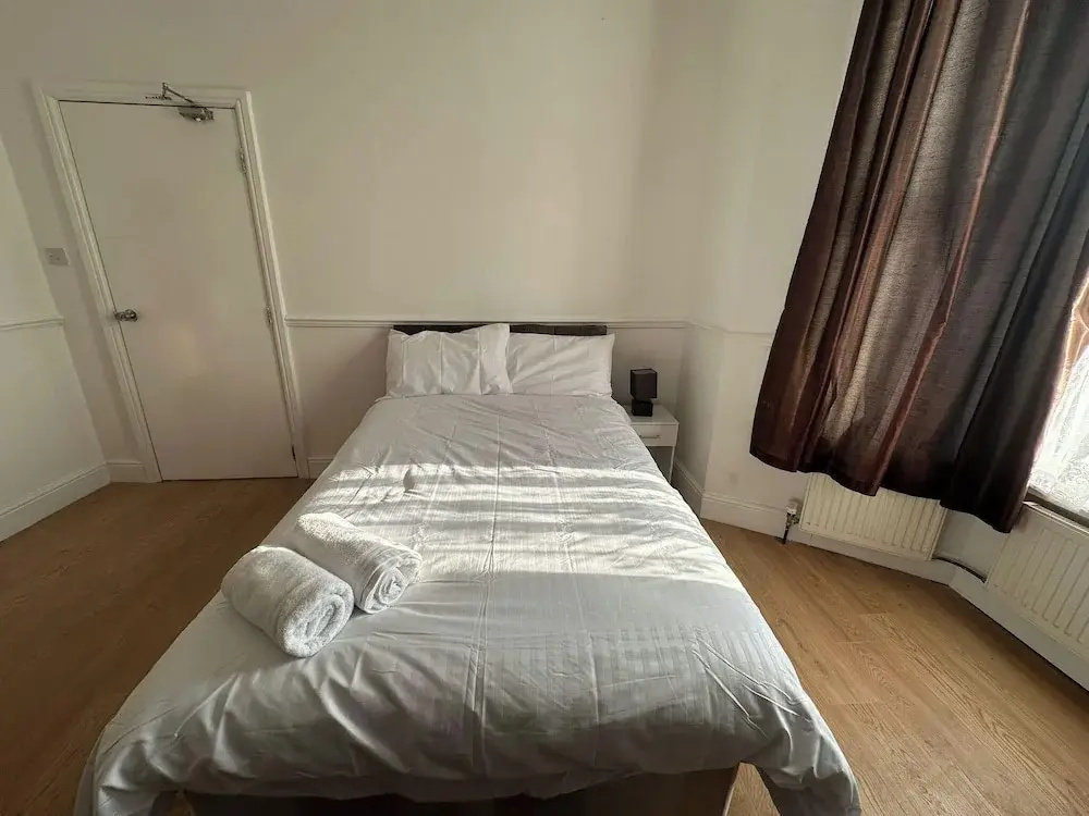 Cosy Croydon Apartment - Close to City Centre