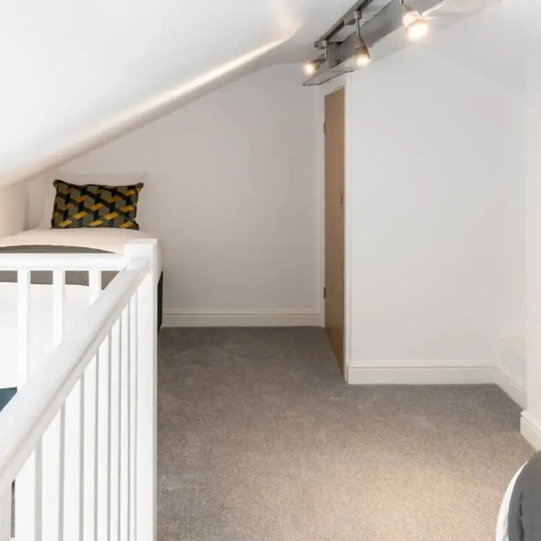 Host Stay Princes Place Hideaway V