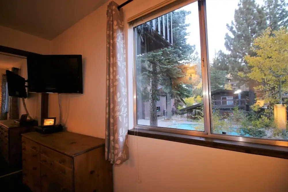 Mammoth S #135 2 Bedroom Condo