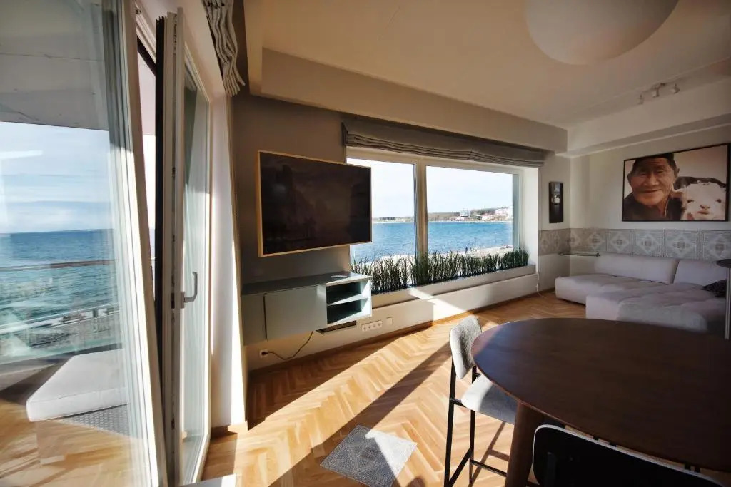Fabulous Location Apartments Deluxe