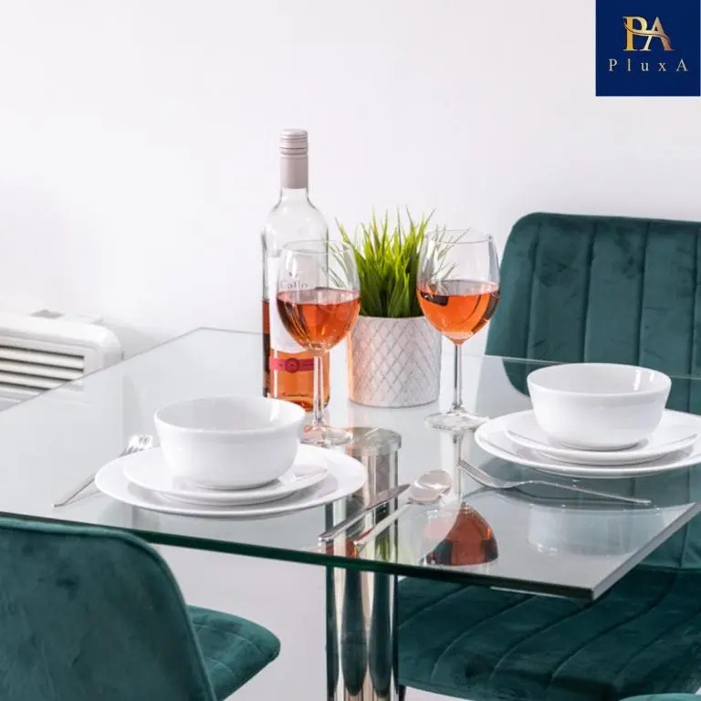 Pluxa Rose Quartz Luxury Stay
