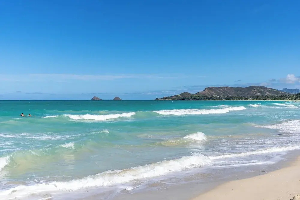 Palione Papalani by Avantstay New $1.5m Remodel Steps From Kailua Beach w/ Private Pool & Hot Tub