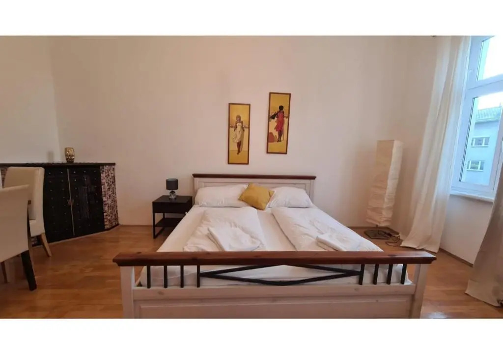 Cheerful 2BR Apartment - suitable for Longstays