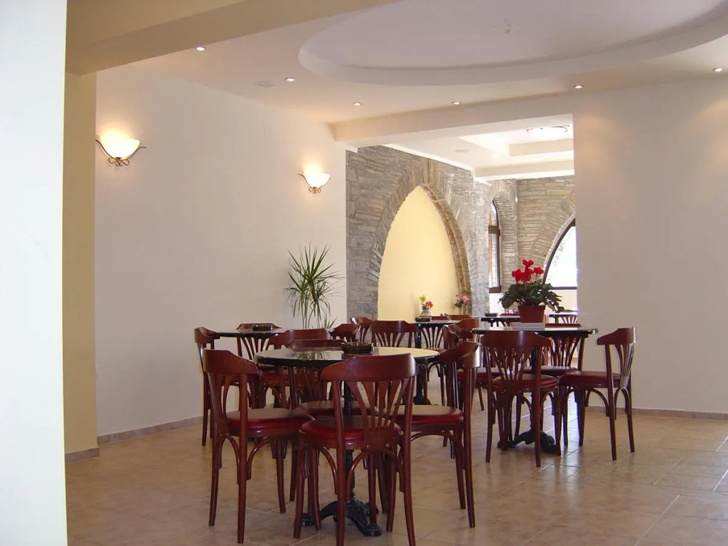 Pyrgos Hotel