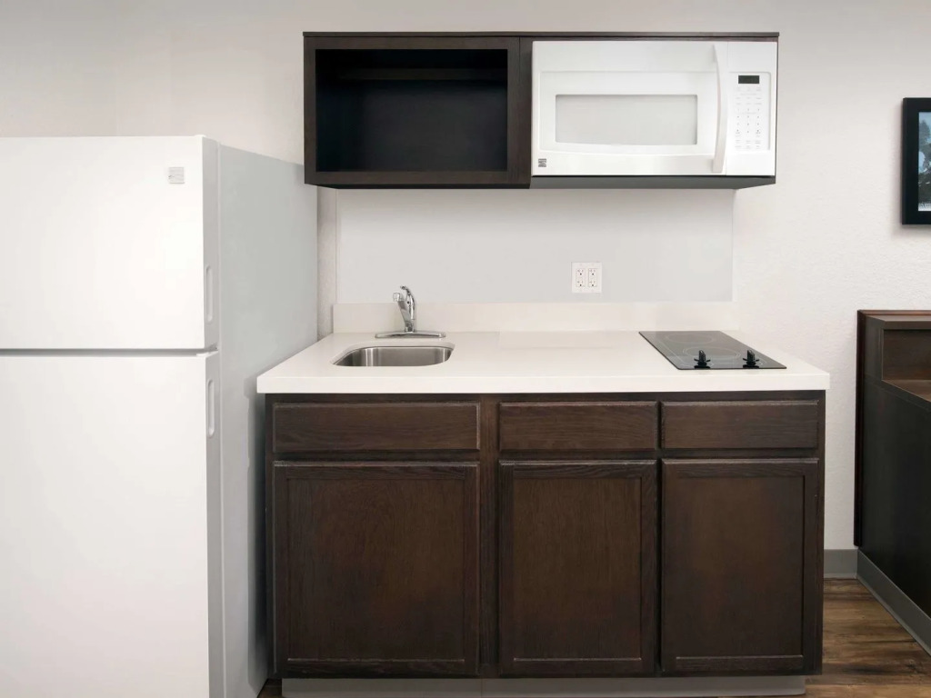 WoodSpring Suites Bentonville