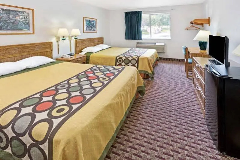 Super 8 by Wyndham Mars/Cranberry/Pittsburgh Area
