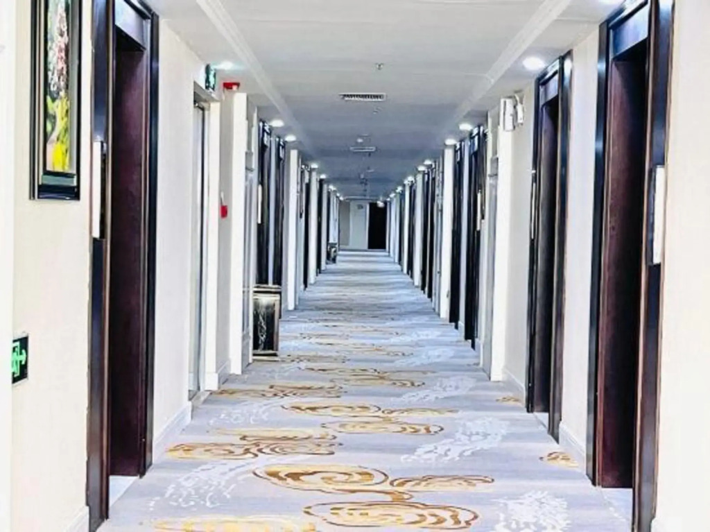 Qinggan Hotel