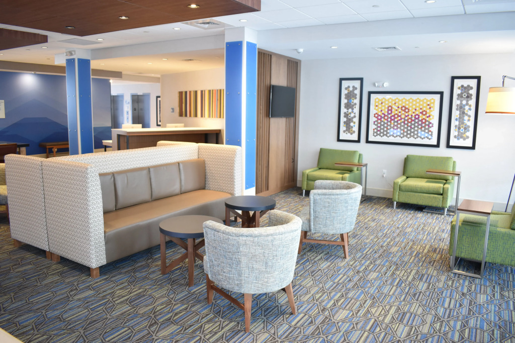 Holiday Inn Express & Suites - Boston South - Randolph by IHG