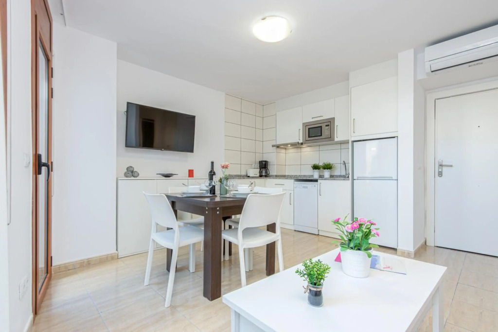 Apart-rent Apartament Av Rhode 1º