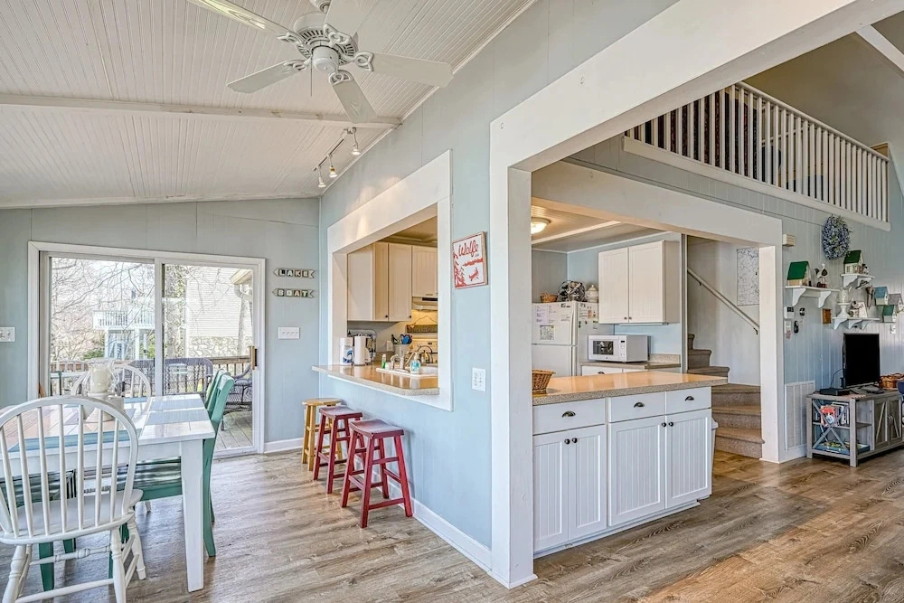 Cottage at the Lake - Waterfront Lake-view Home With Dock, Fireplace, Pool Table, Kayaks, & Firepit
