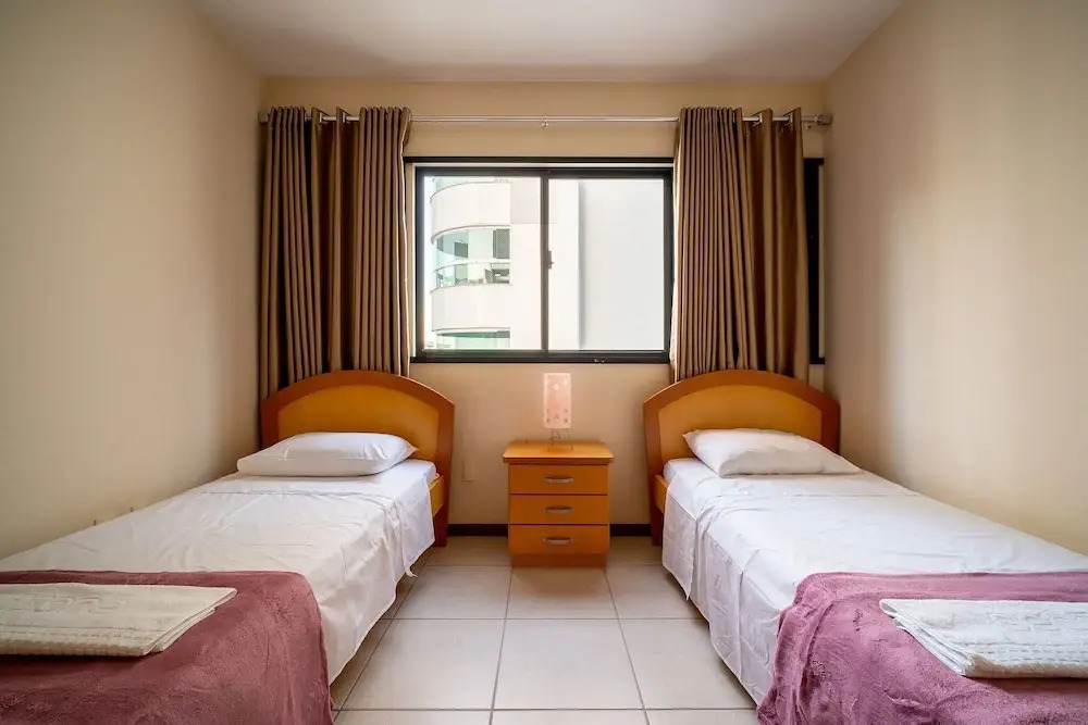 Sea View Apartm. 130m From the Beach in BC Esa901