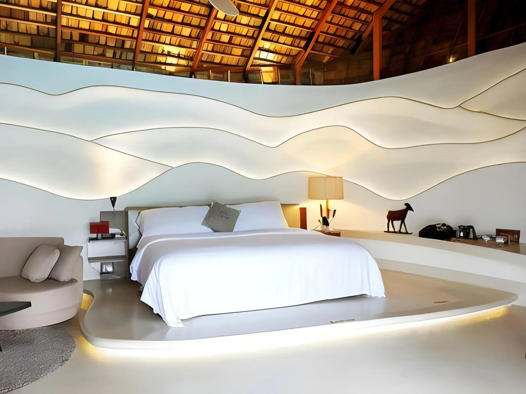 Boribot Pool Resort