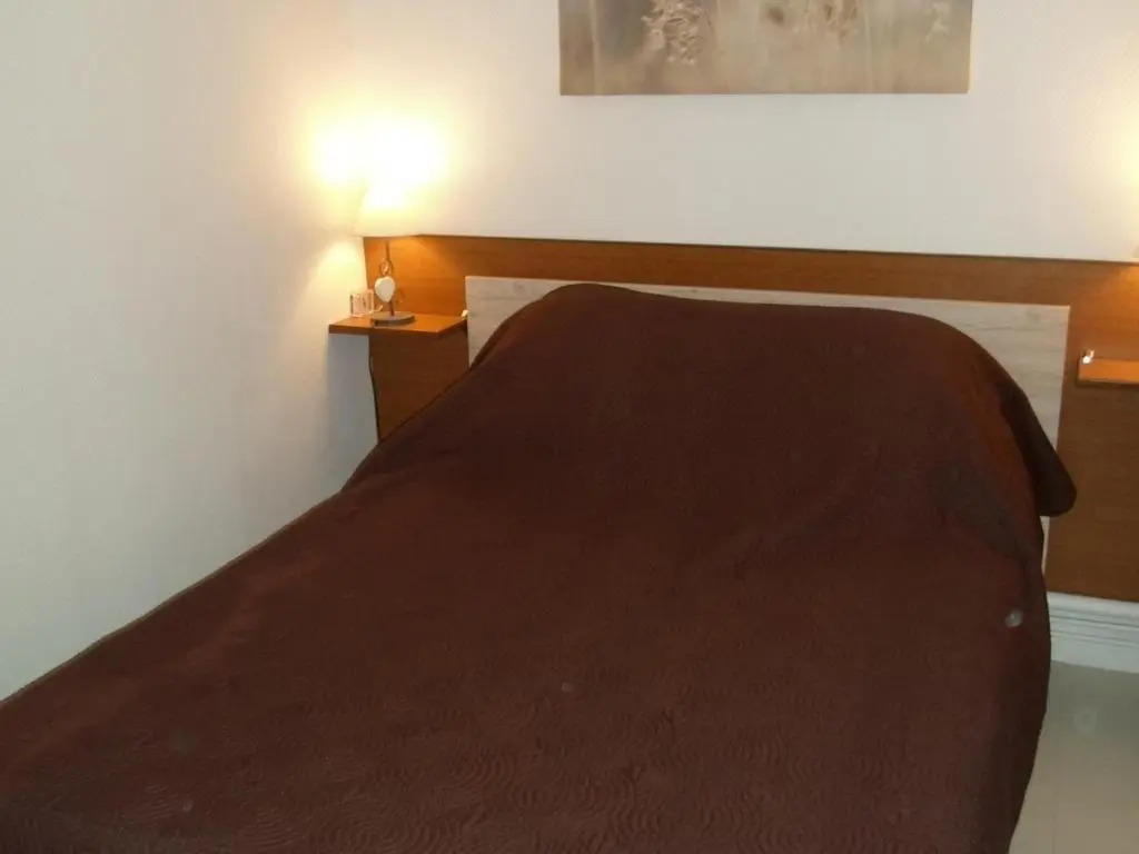 Appartement Balaruc-les-Bains, 1 pièce, 4 personnes - FR-1-503-73