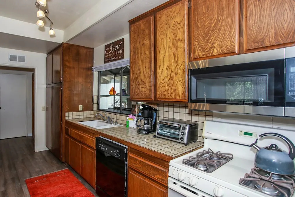 Mountain Top Retreat-1834 by Big Bear Vacations
