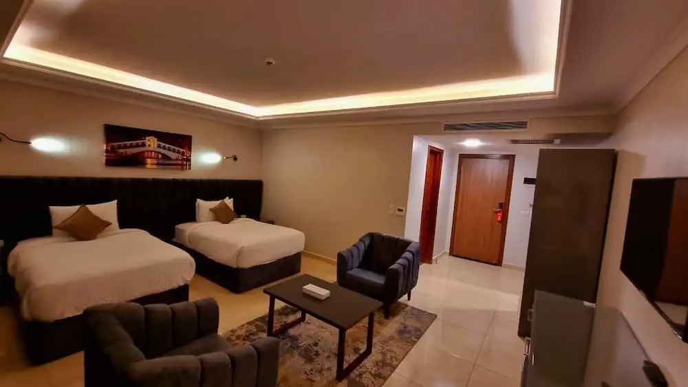 Grand Plaza Hotel & Resort