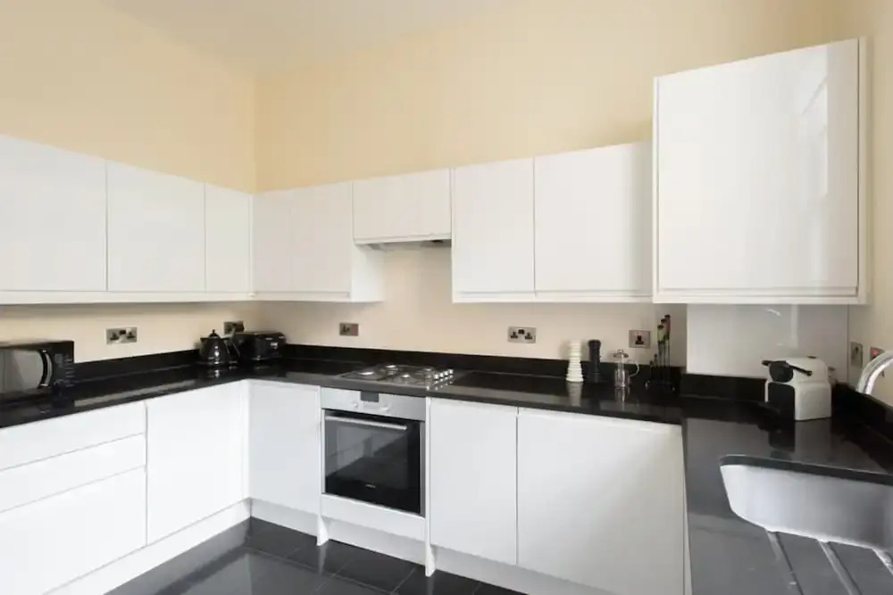 The Duchess of Sussex - Spacious & Bright 4bdr in Paddington