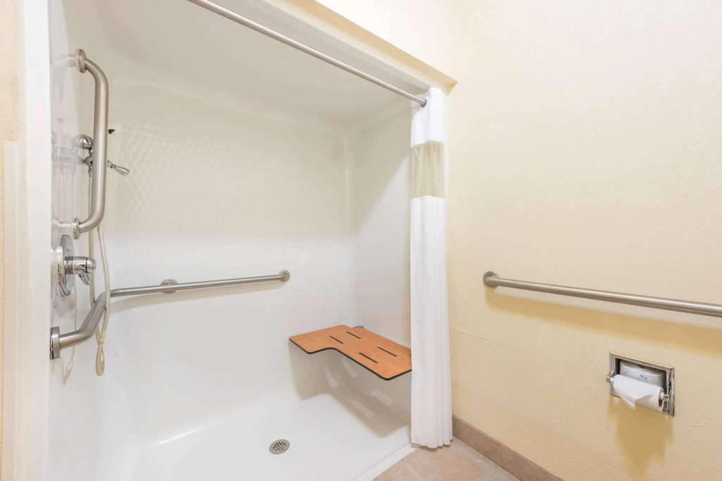 Super 8 by Wyndham St Robert Ft Leonard Wood Area