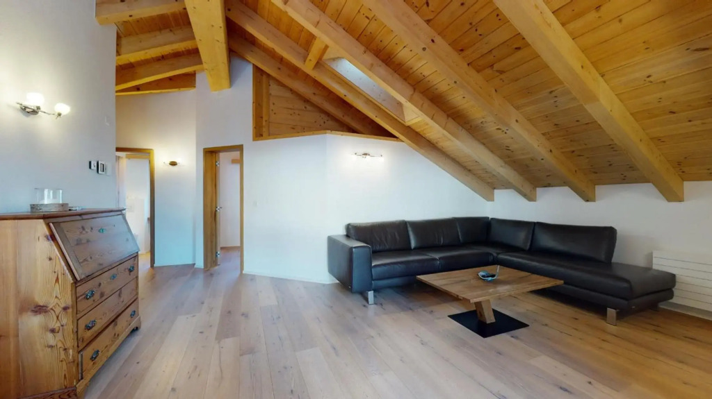 Splendid attic apartment with a south oriented balcony, Marietta #4