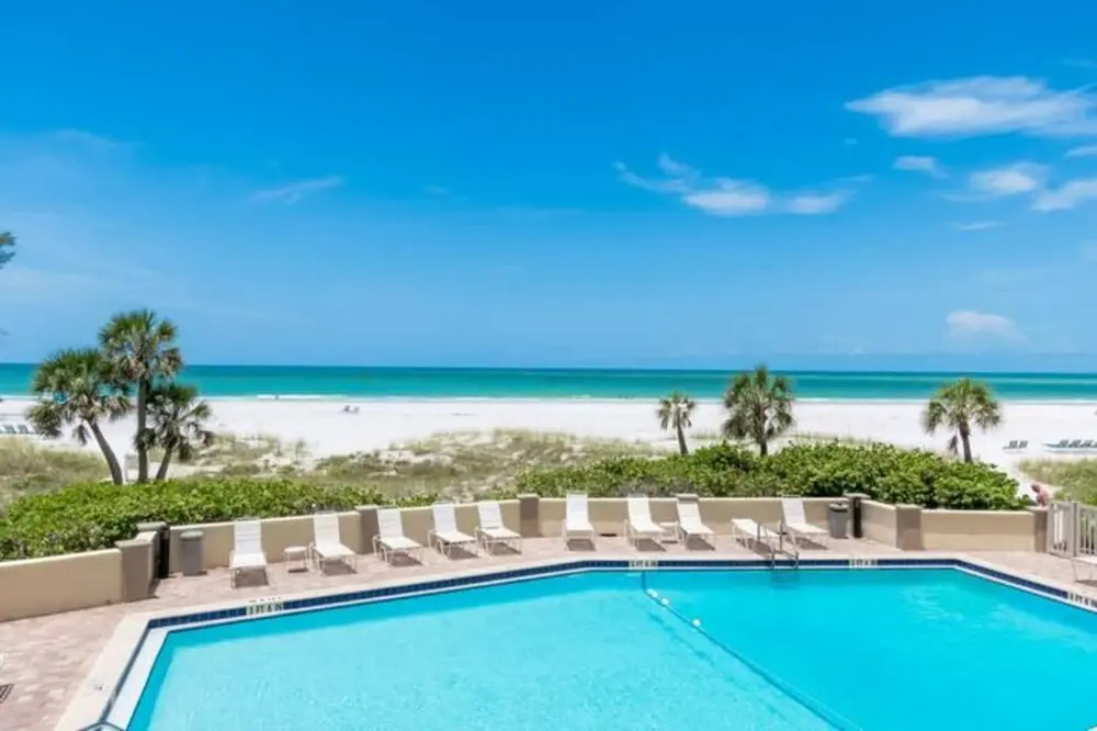 Siesta Beach Retreat Poolside 2BR Condo