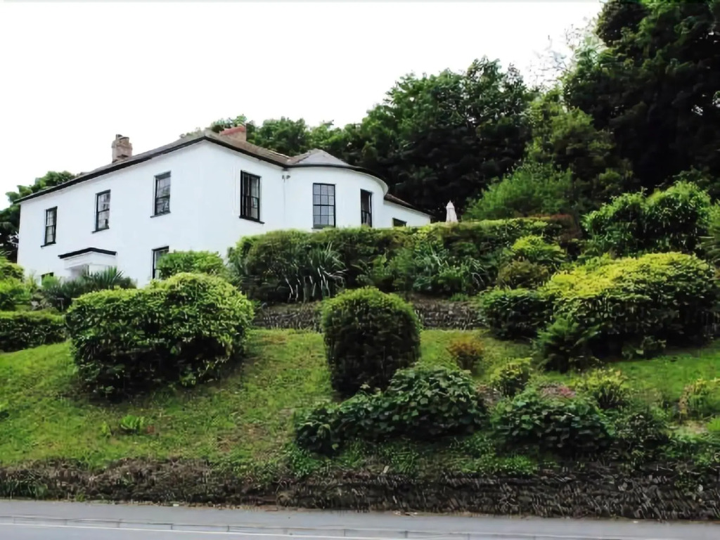Laston House