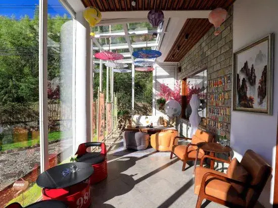 Yunbo Qilu Hostel