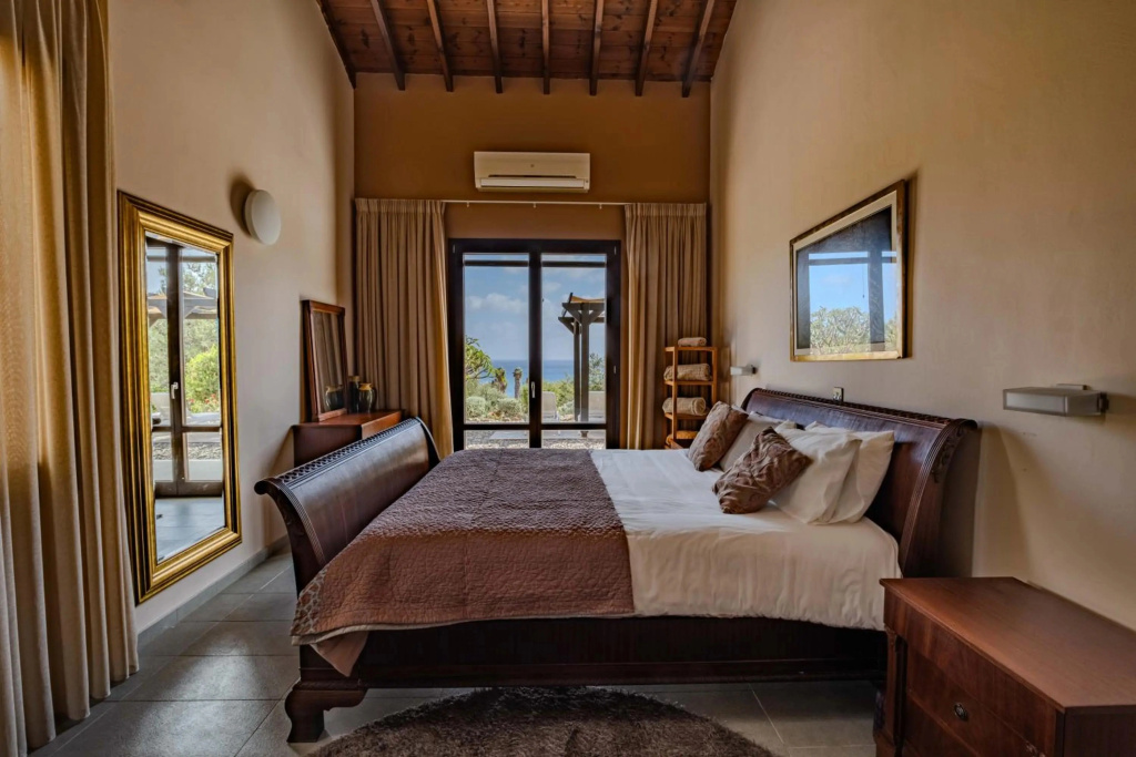 Pine and Olive Seahouse