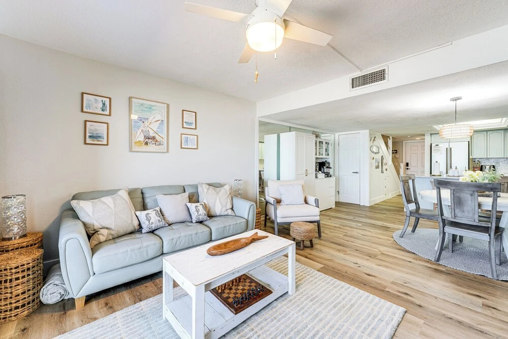 Beachfront! Indian Rocks Beach Condo w/ Balcony