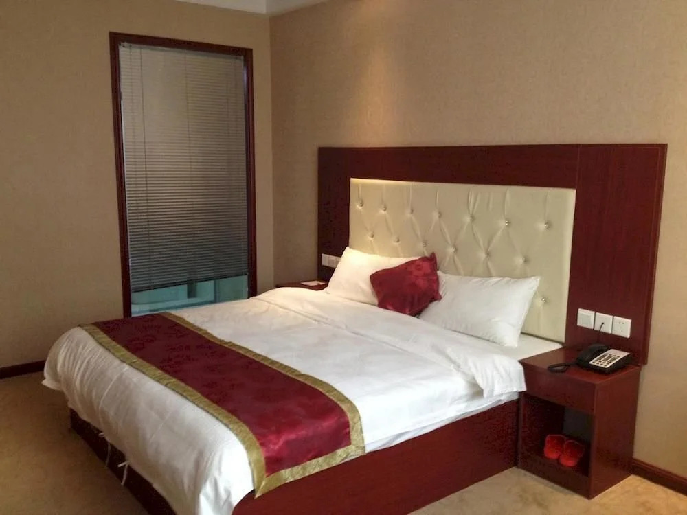 Hefei Alice Hotel
