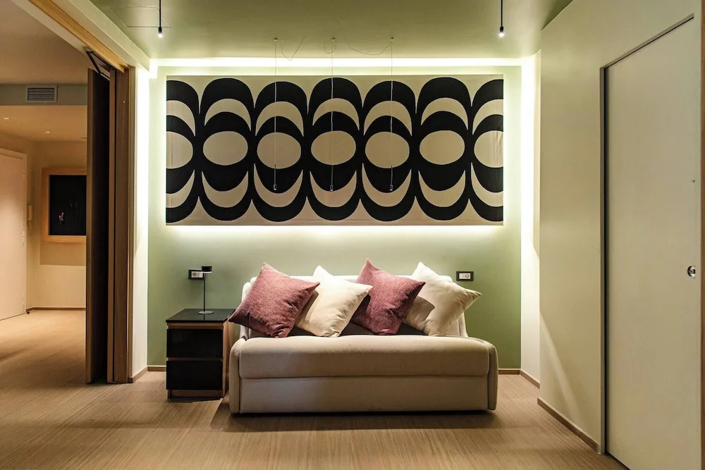 Charming Roma Apartment With Terrace - Perfect for Families and Friends