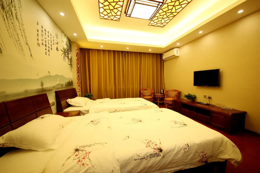 Zhouzhuang Nostalgia Town Theme Hostel