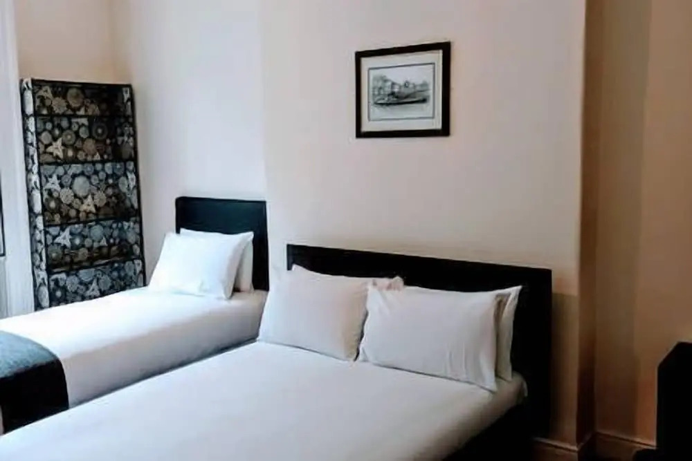 Metrostays - O'Connell Street 84-2