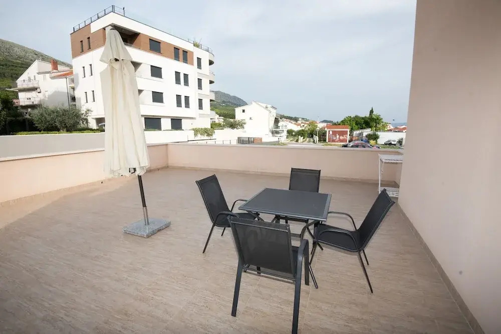 San Marian Apt 1a