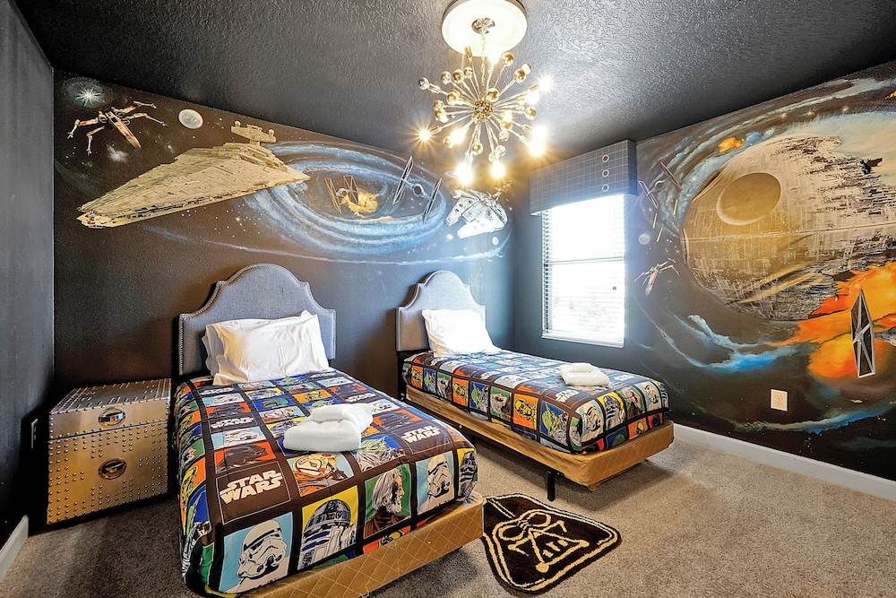 1571 Observer Lane, Davenport-8bed