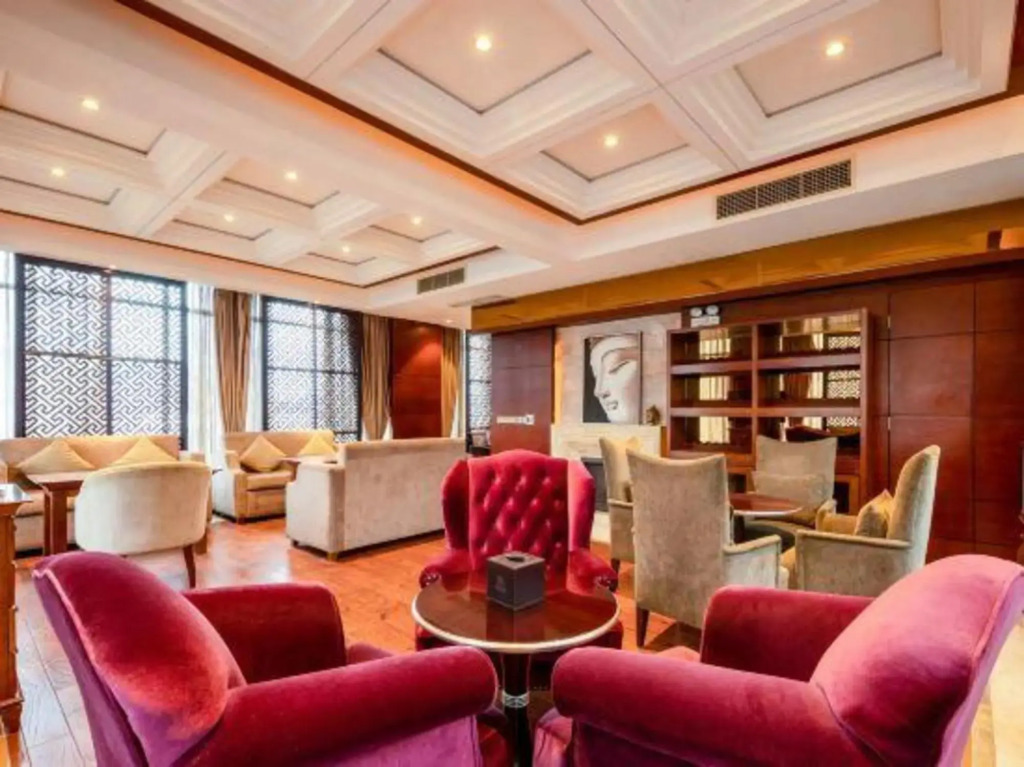 Ruihao Art Boutioue Hotel