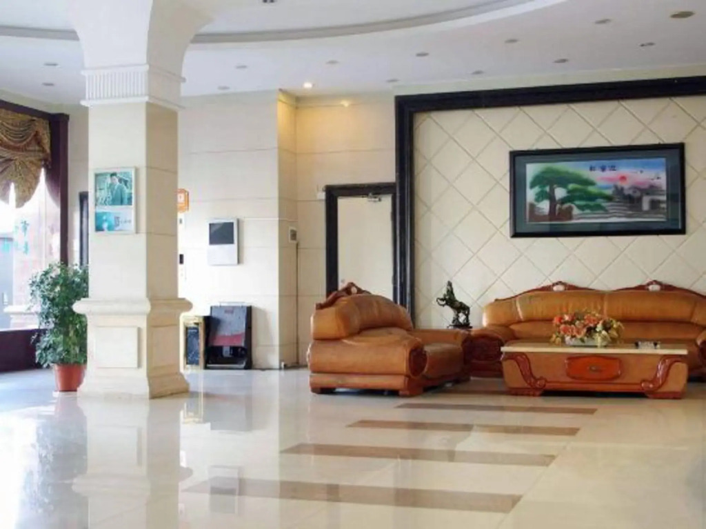 Shuiyue Qinghua Hotel