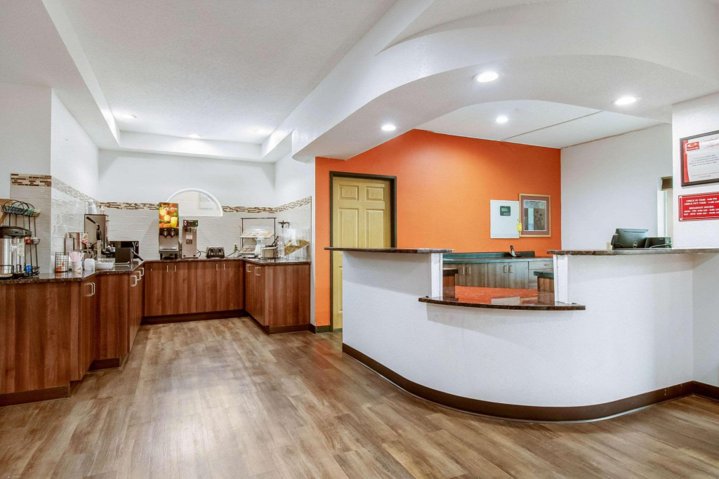 Howard Johnson Express Inn - Franklin