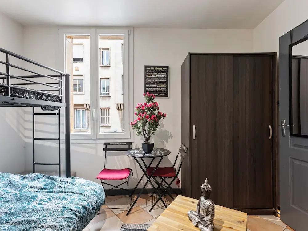 Simplistic Apartment in Nice With Beach Nearby