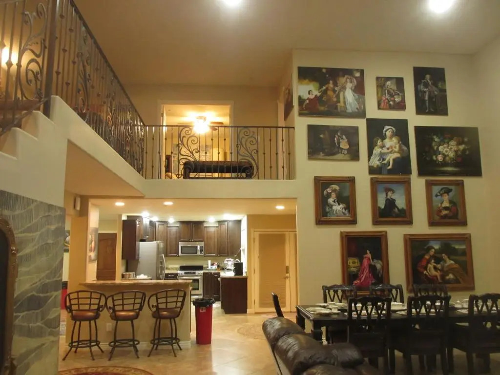 4100 plus SQFT Art Museum Property in Downtown Scottsdale