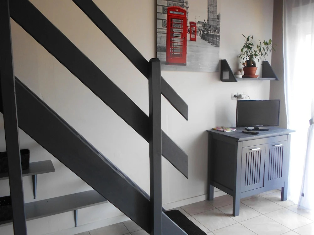 Studio in Pédernec, With Furnished Terrace and Wifi - 25 km From the B