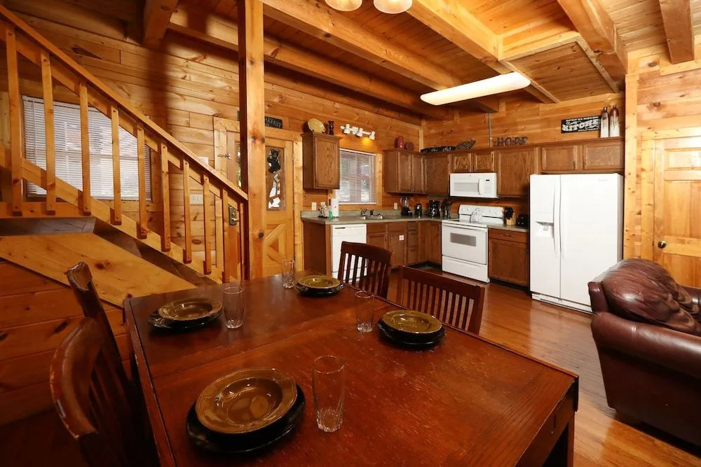 Big Pine Lodge by RedAwning