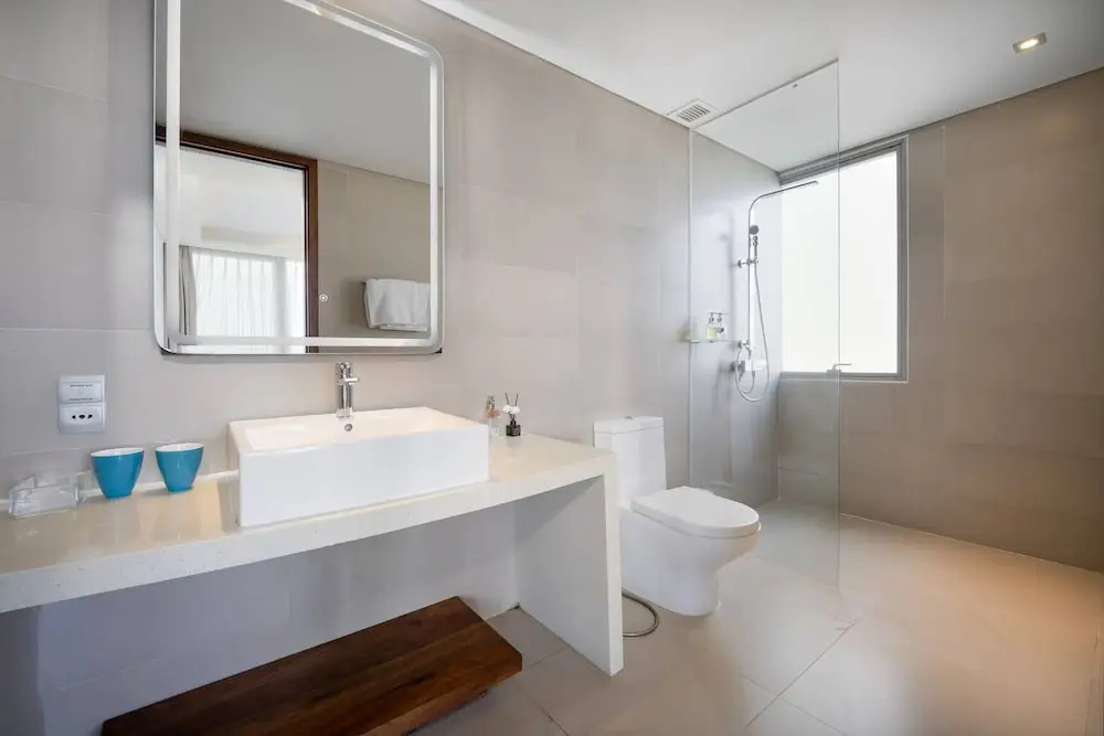Exclusive 120sqm 2bdr Corner Suite Rooftop Pool