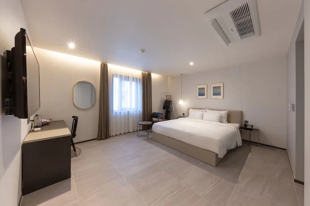 Browndot Hotel