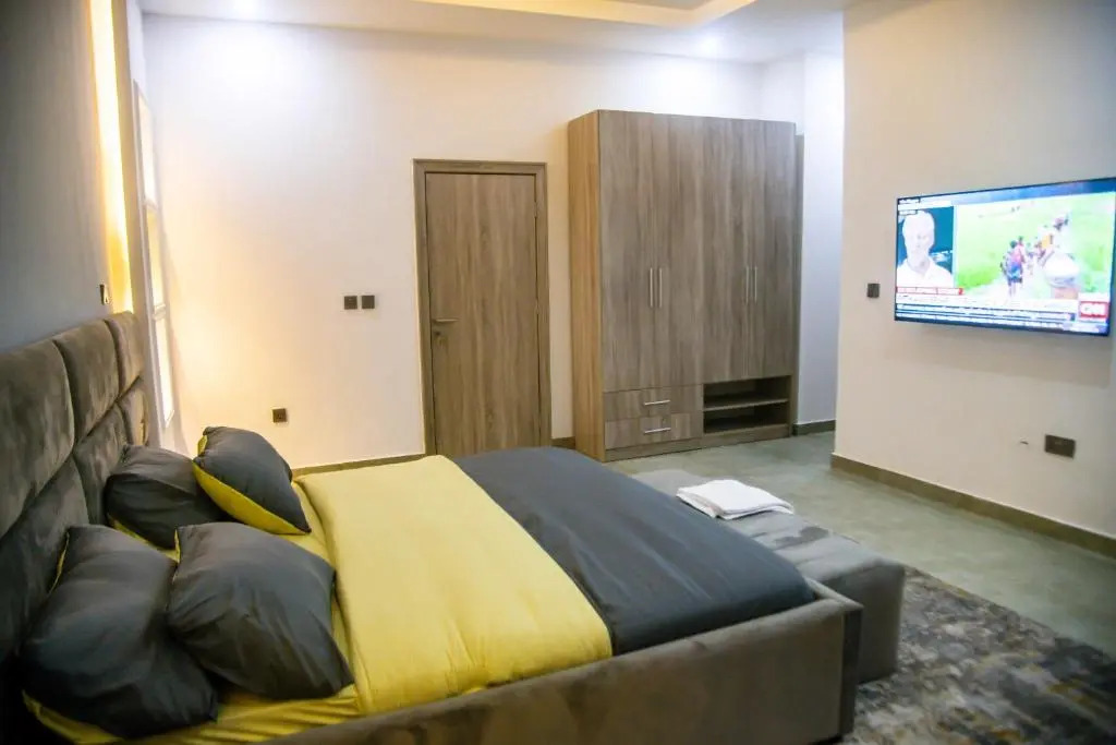 Historia Mews, 4 Bedroom Town House with Pool