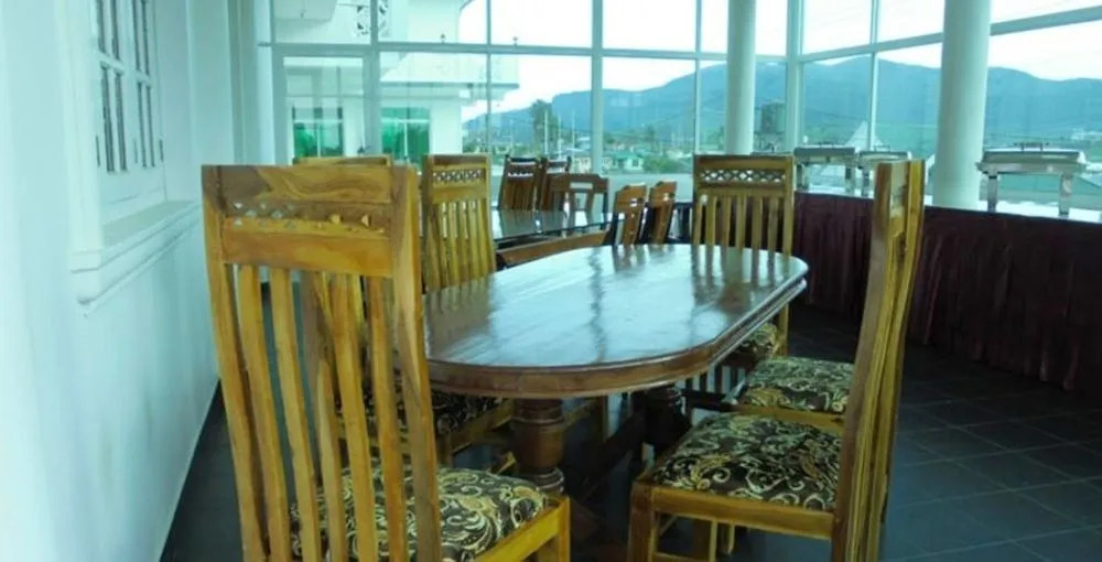 Bakers Reach Hotel