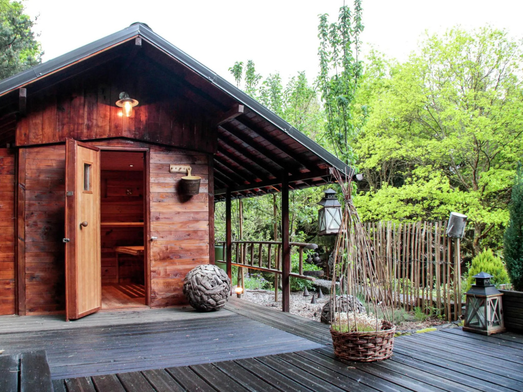 Chalet Near Bitche With Private Sauna